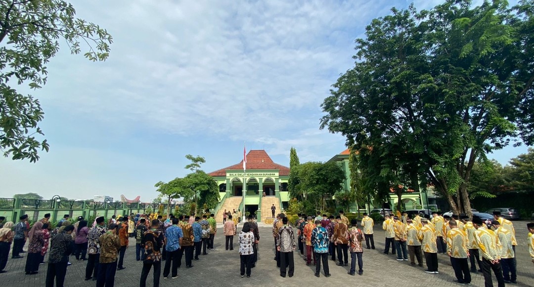 Peringati Hari Pahlawan, BDK Surabaya Adakan Upacara Bendera