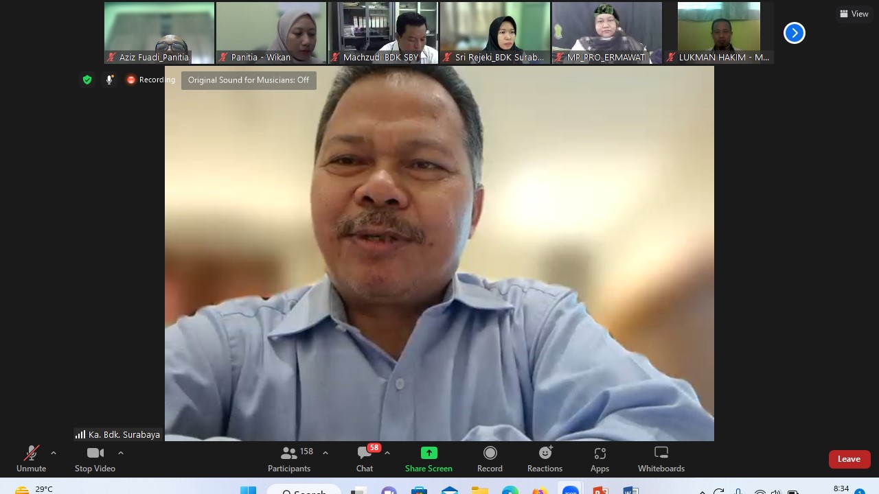 Buka Pelatihan Pola Blended Via Zoom, Kepala BDK Surabaya Sampaikan Kompetensi yang Harus Dimiliki Guru